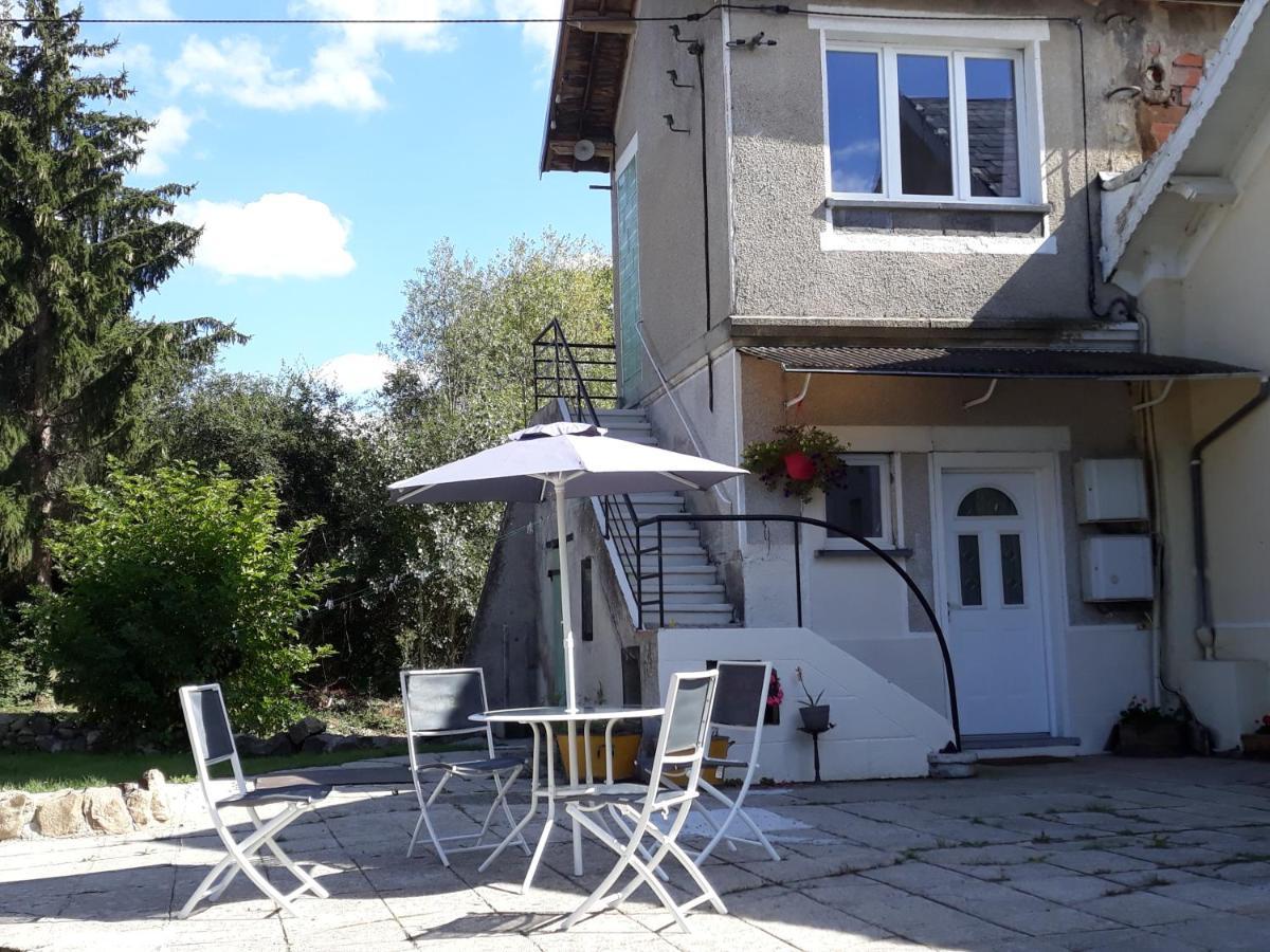Gite Les Eylauds Pionsat Exterior foto